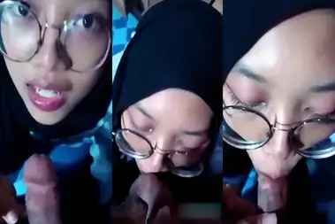 Ukhty Jilbab Lihai Mengulum Alat Vital poster